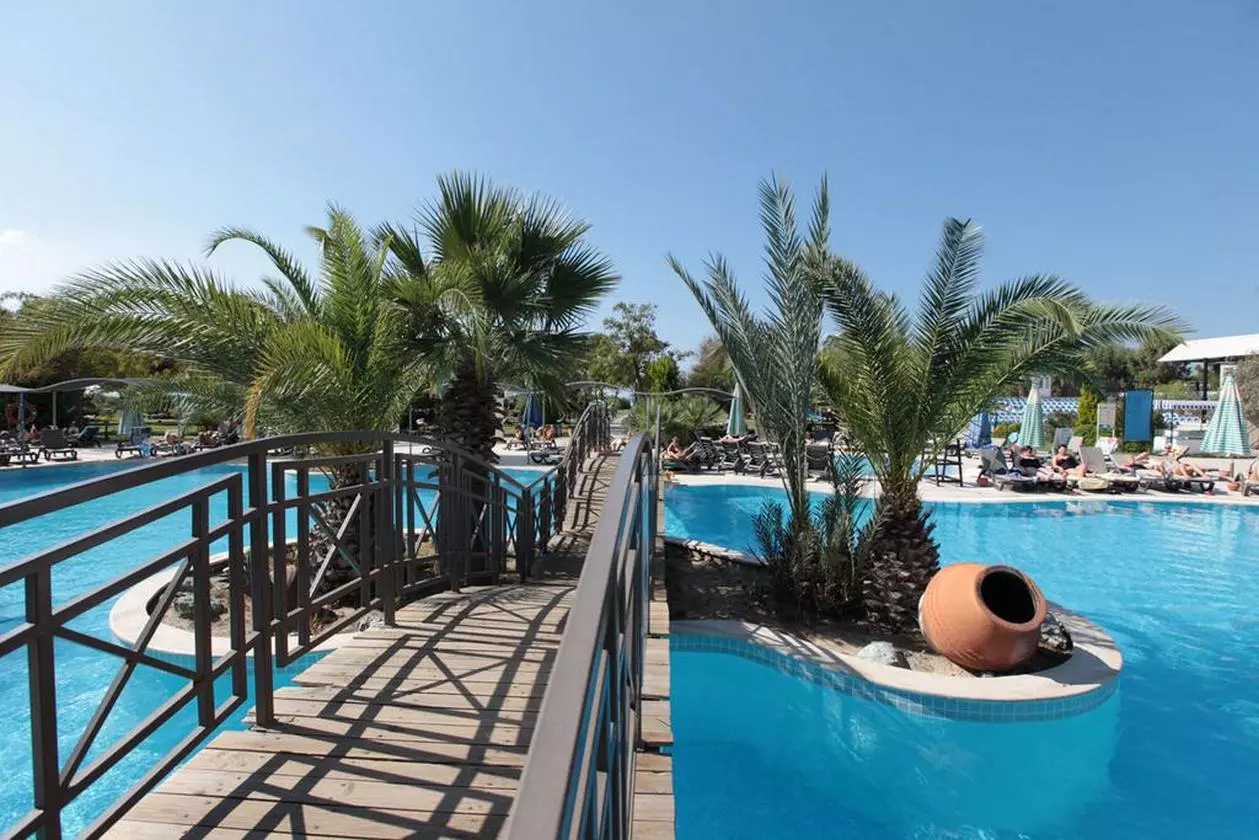 CLUB YALI_SHABAVIZ (12).jpg
